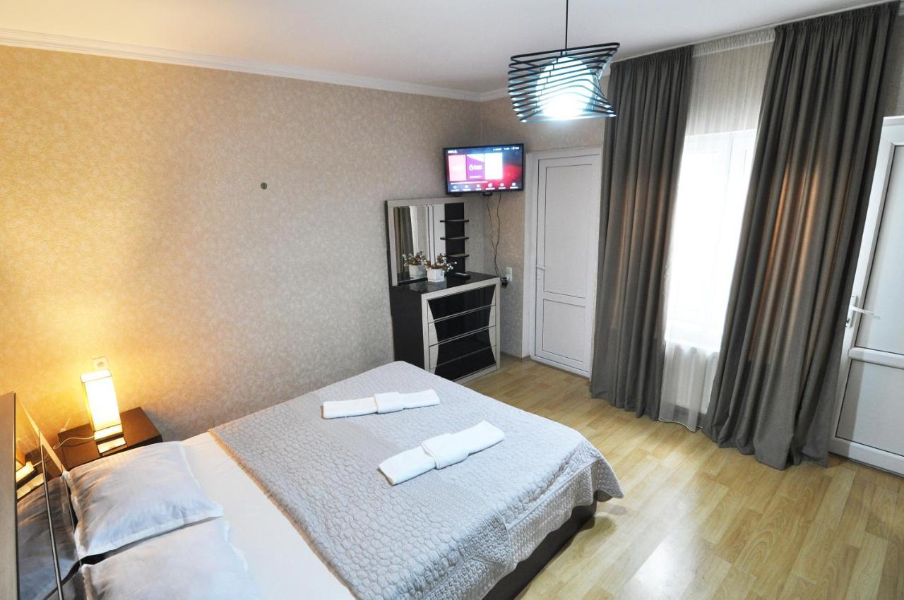 Guesthouse Family Tbilisi Exterior foto